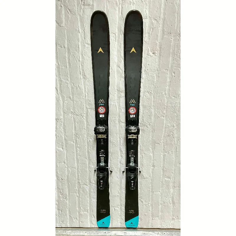 Skis for hybrid-DEMO Dynastar M Pro 90 w/ Attack 11 AT Demo binding